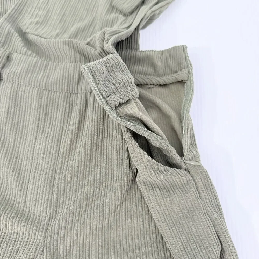 Cider Wide Leg Overalls Woman XS Bibs Green Corduroy Button Jumpsuit (Fit 26x28)
